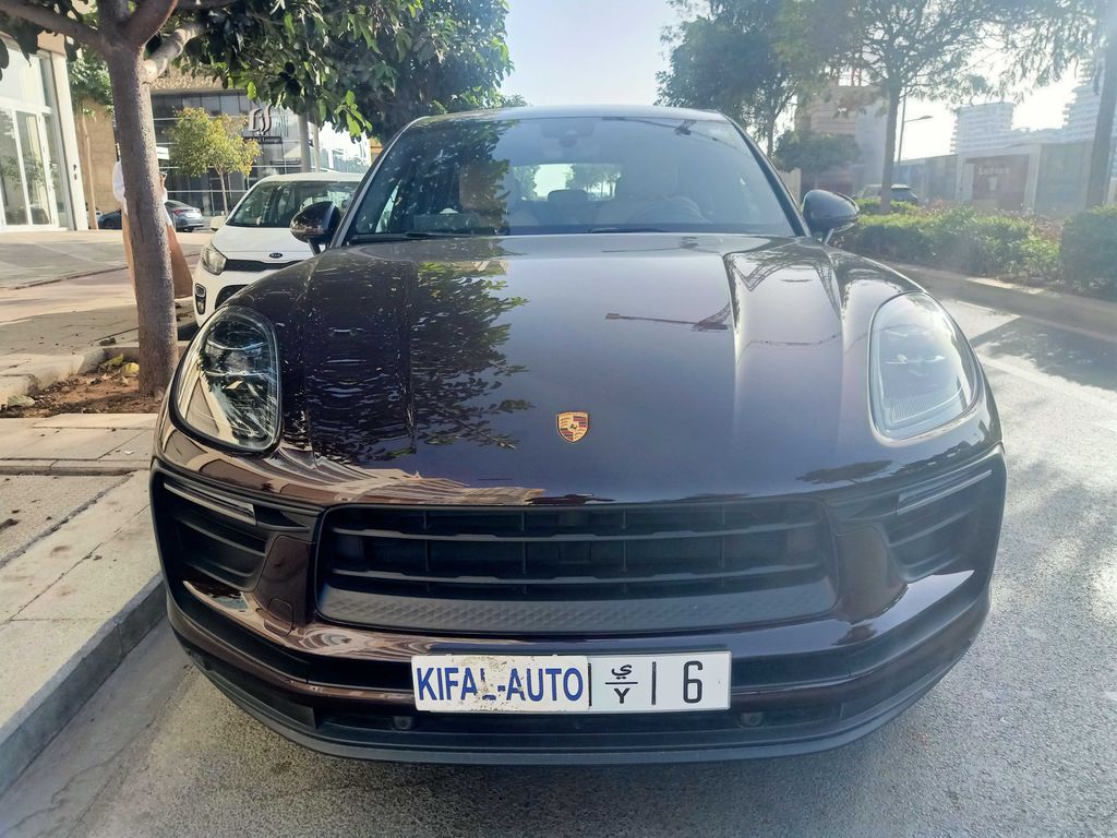 PORSCHE Macan 2025