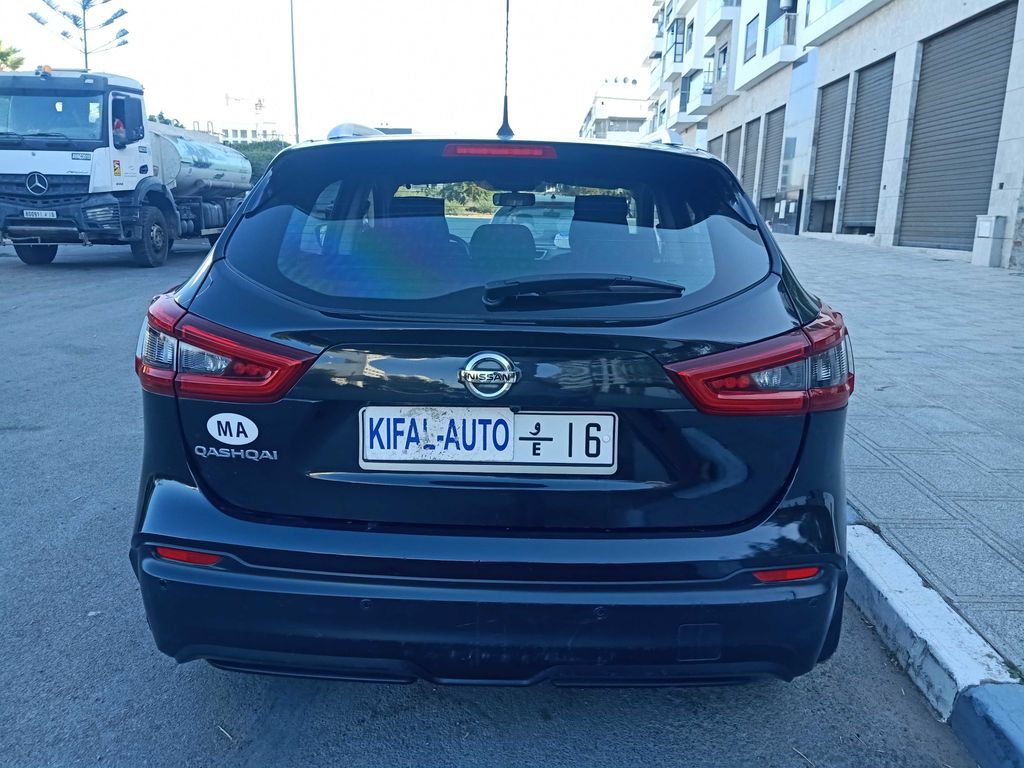 NISSAN Qashqai 2018