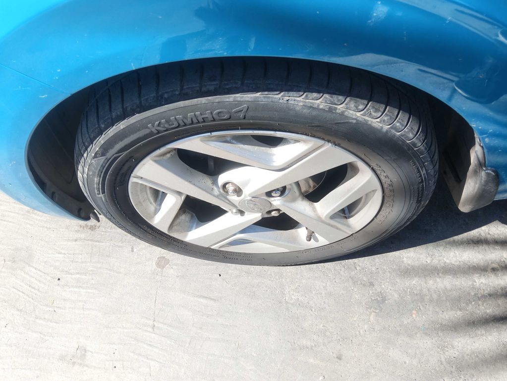 HYUNDAI Grand i10 2023