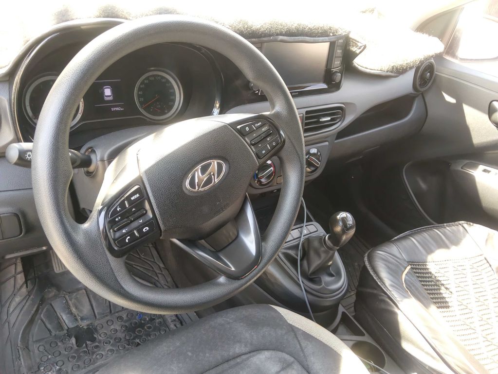 HYUNDAI Grand i10 2023
