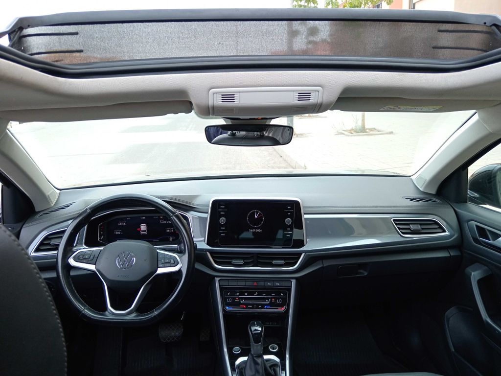 VOLKSWAGEN T-ROC 2023