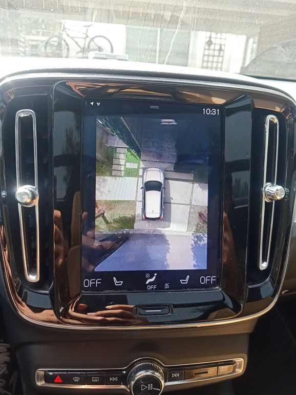 VOLVO XC40 2020
