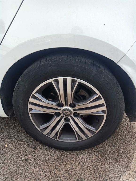 RENAULT Megane 2024