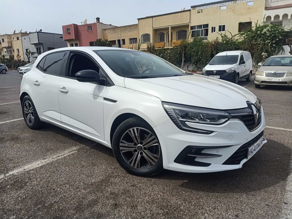 RENAULT Megane 2024