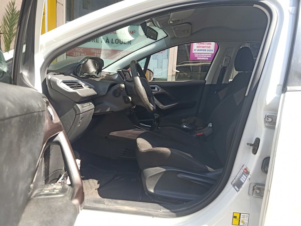 PEUGEOT 2008 2014