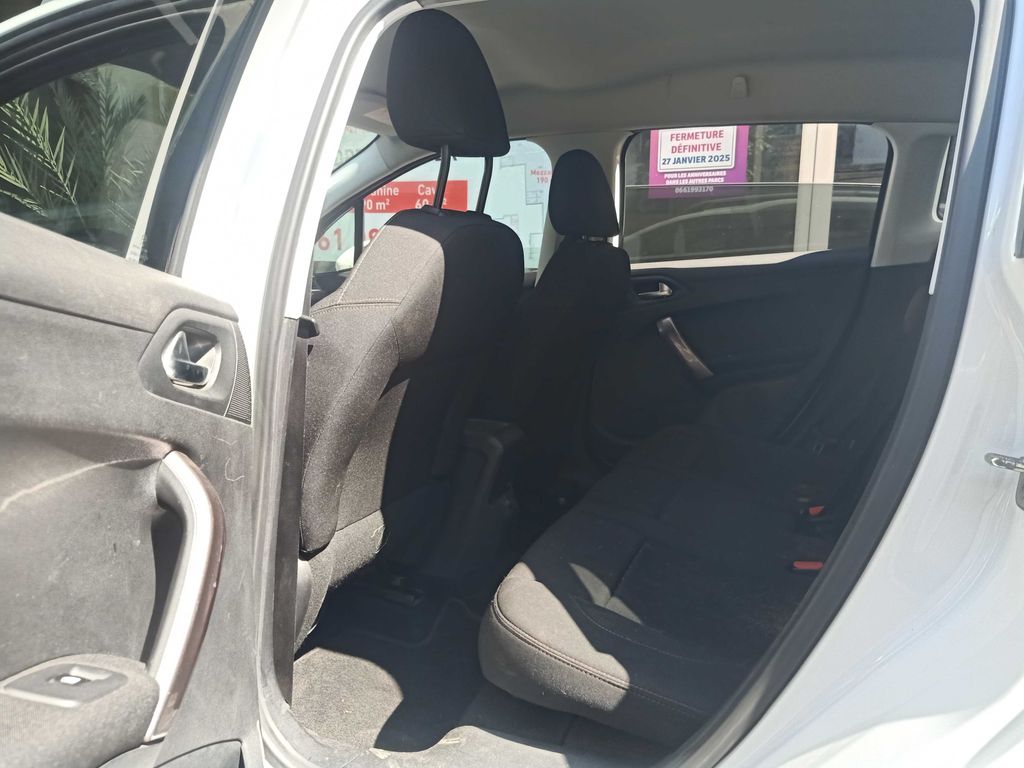 PEUGEOT 2008 2014