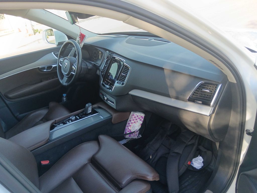 VOLVO XC90 2020
