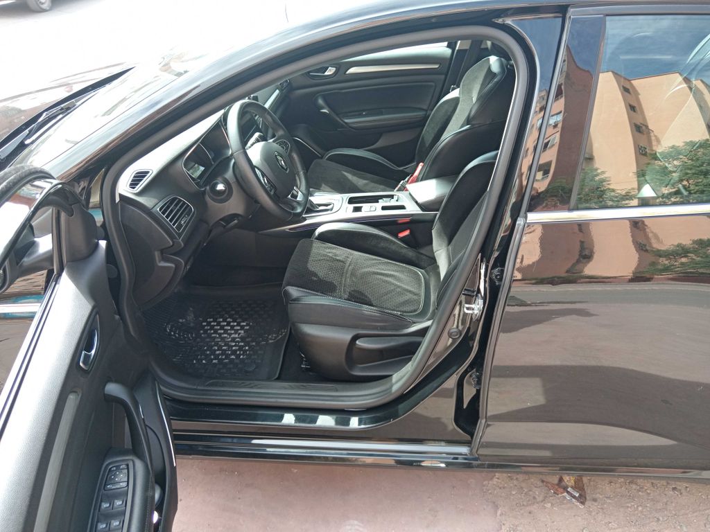 RENAULT Megane 2019
