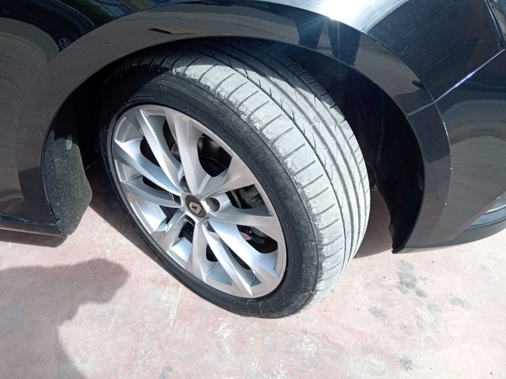 RENAULT Megane 2019