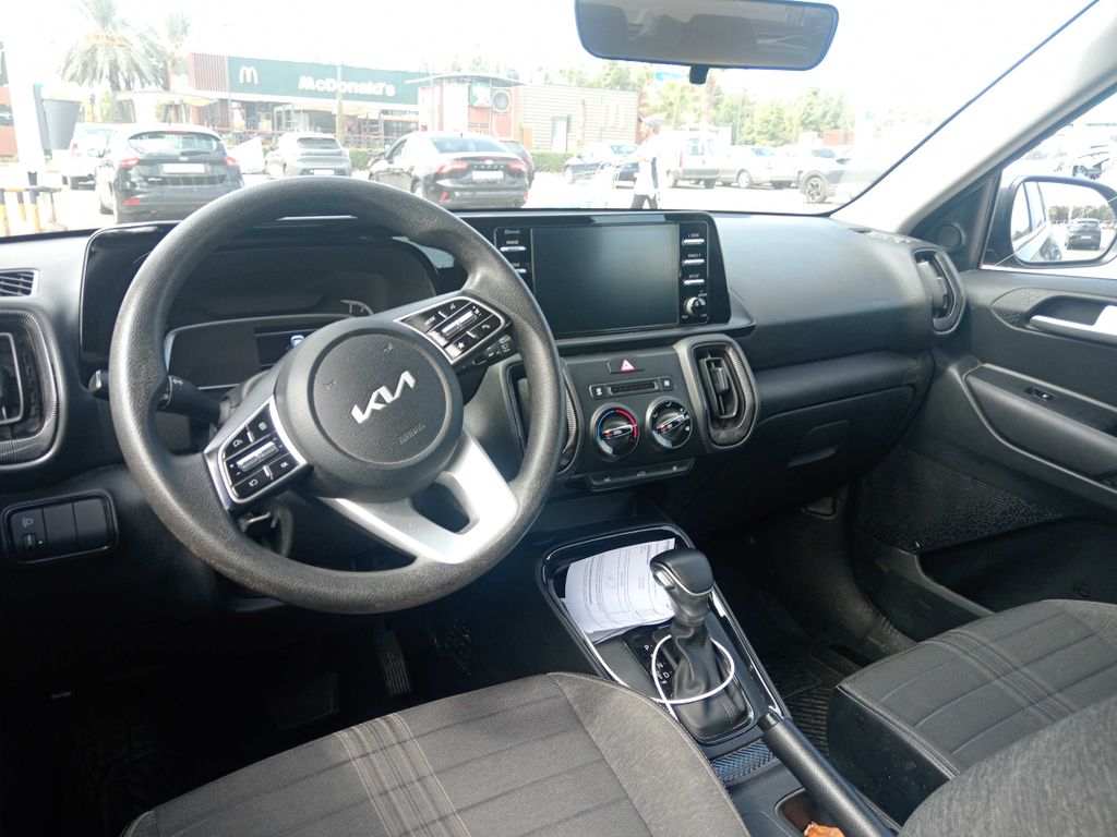 KIA Sonet 2025