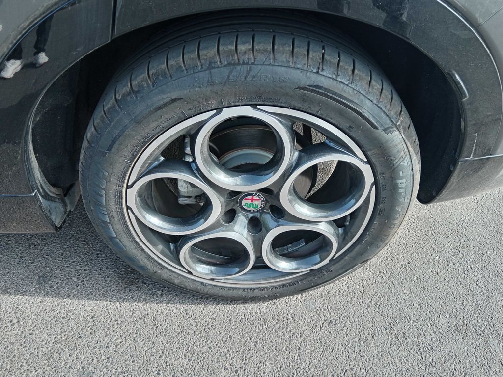ALFA ROMEO TONALE 2024