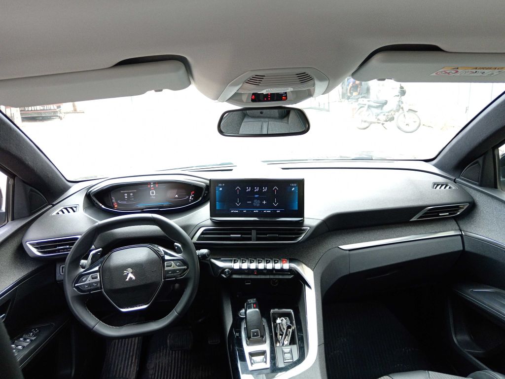 PEUGEOT 3008 2021