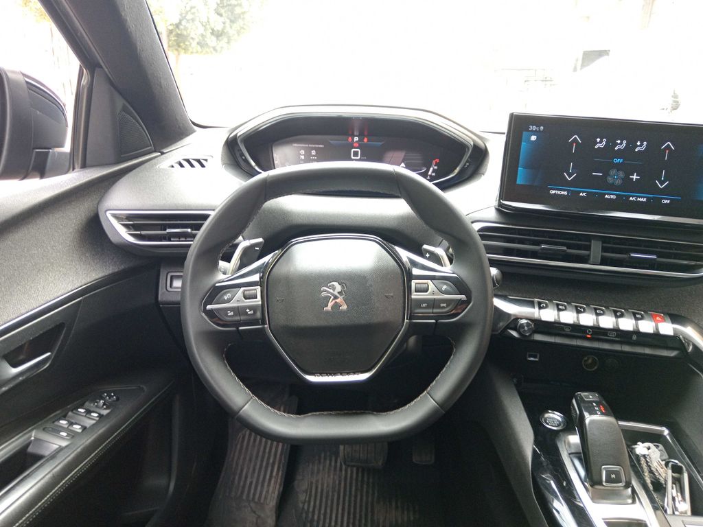 PEUGEOT 3008 2021
