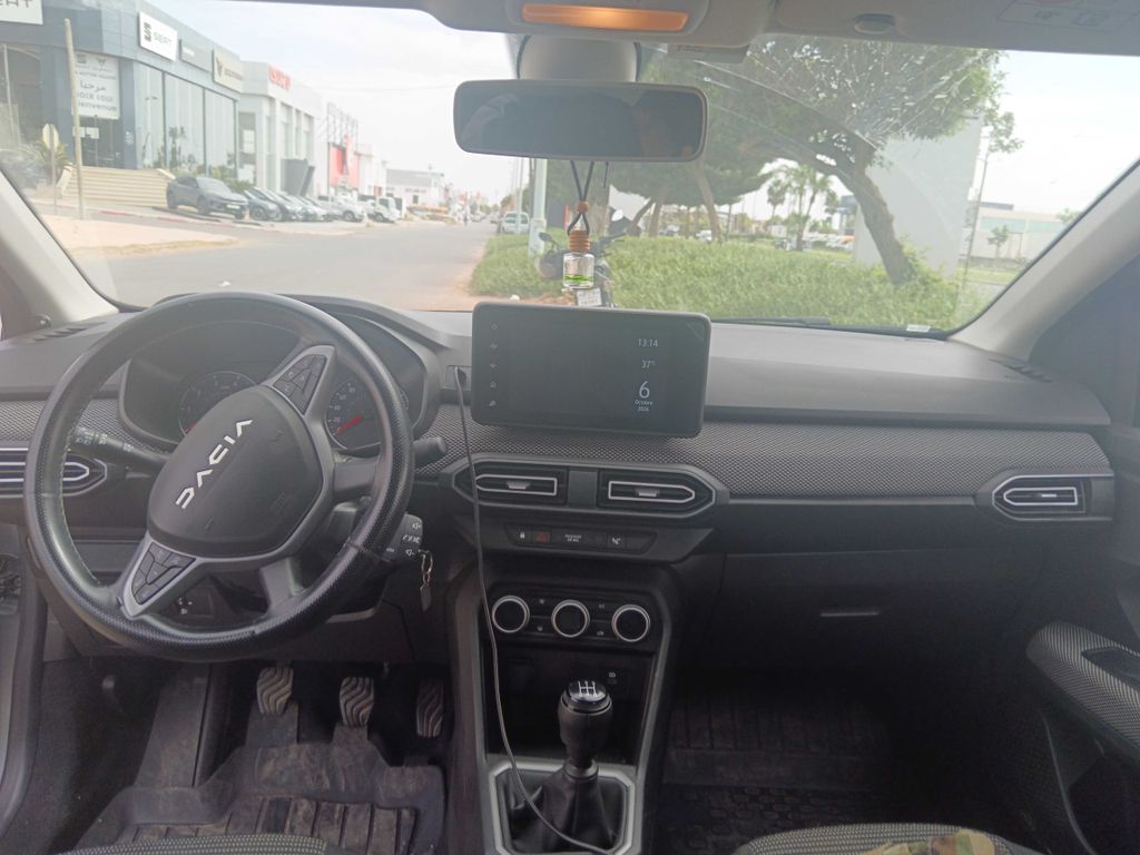 DACIA Logan 2025