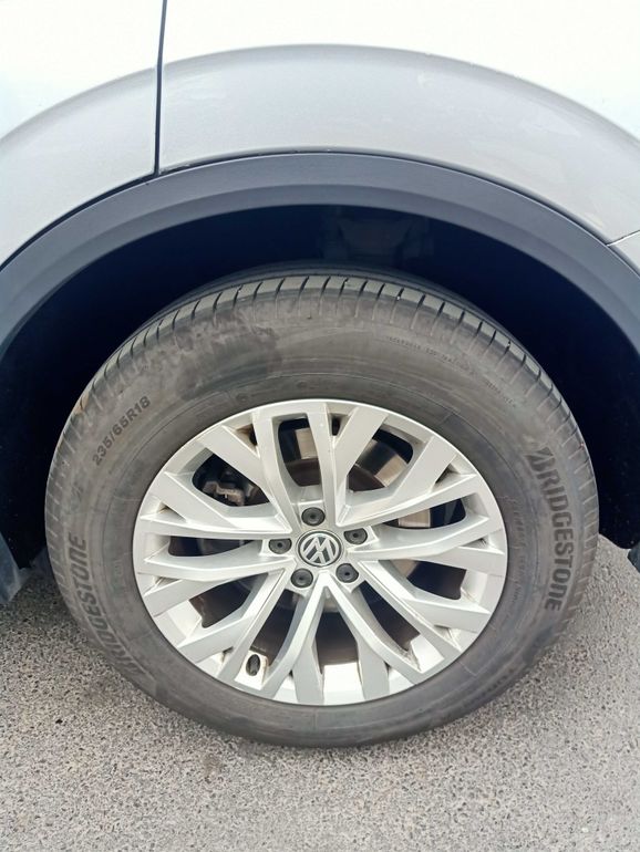 VOLKSWAGEN Touareg 2019