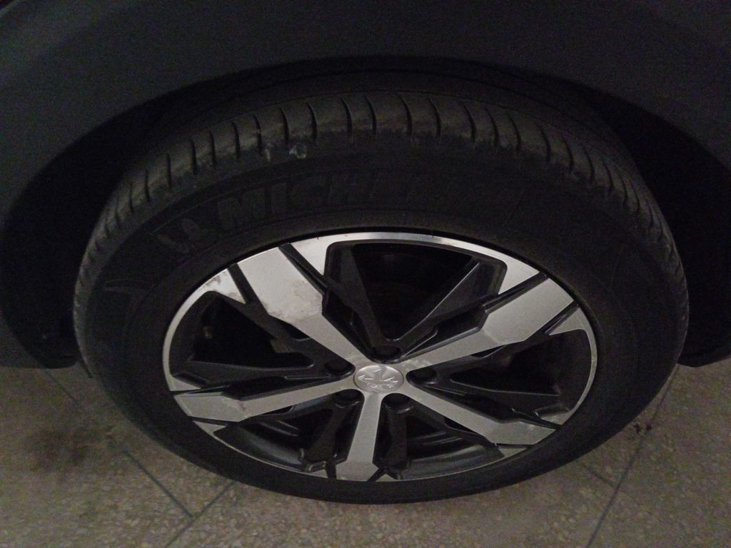 PEUGEOT 3008 2019