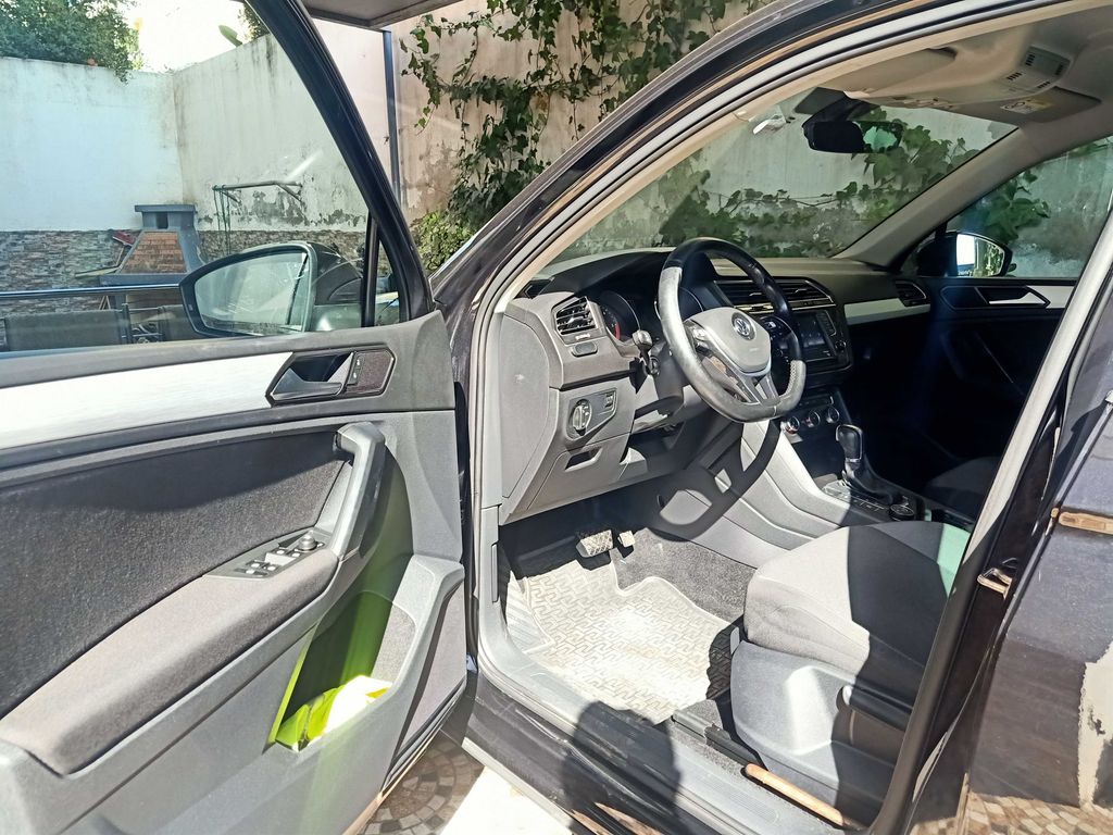 VOLKSWAGEN Tiguan 2017