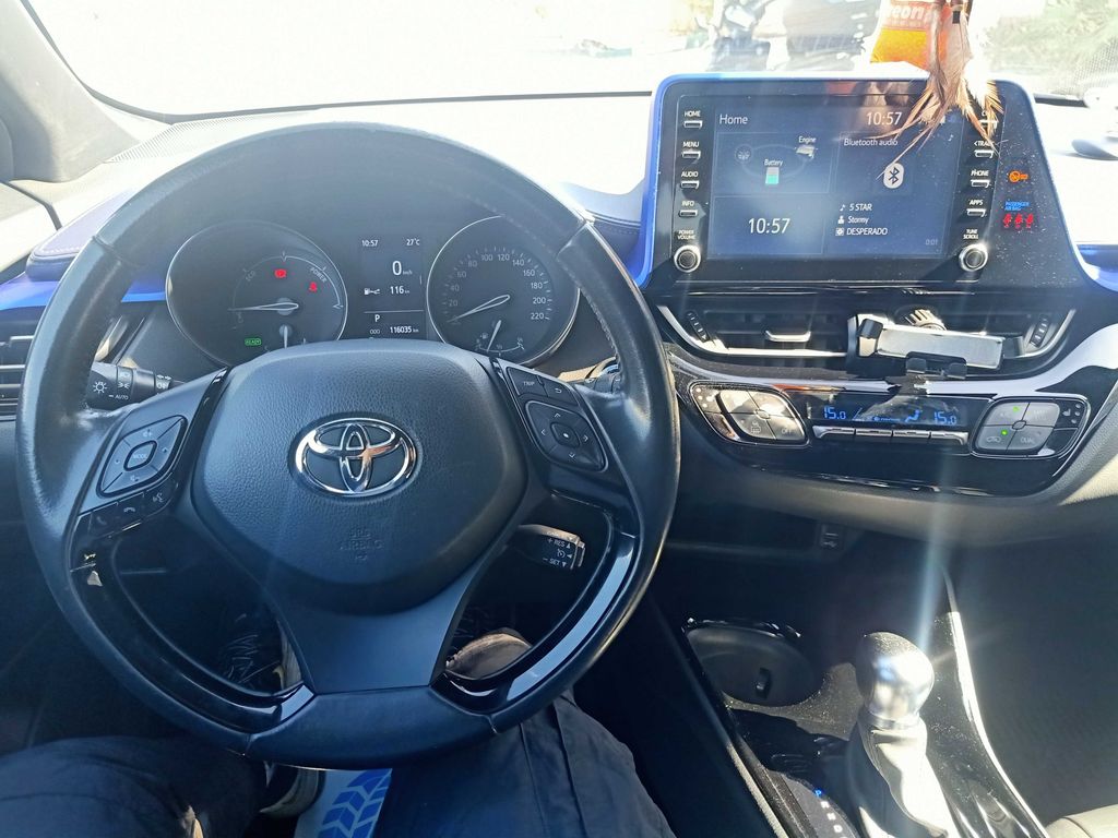 TOYOTA C-HR 2021