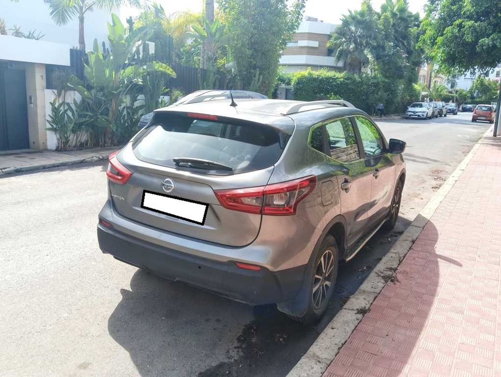 NISSAN Qashqai 2017