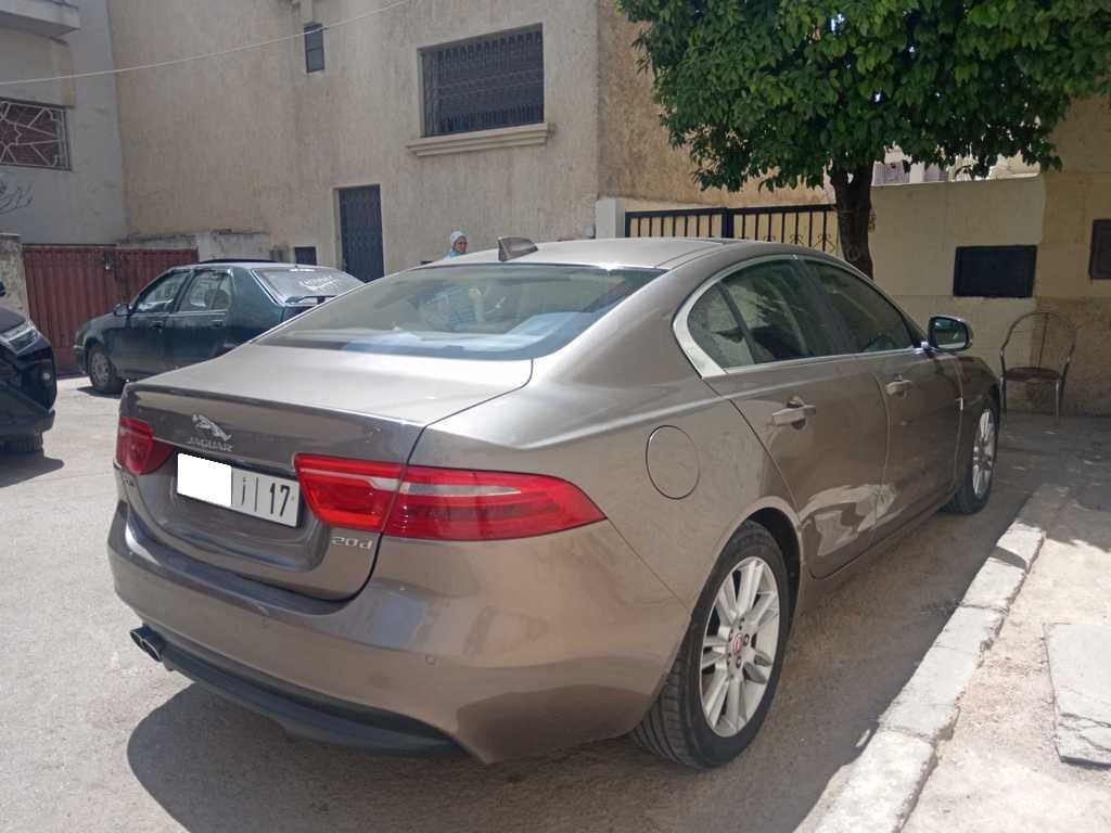 JAGUAR XE 2016