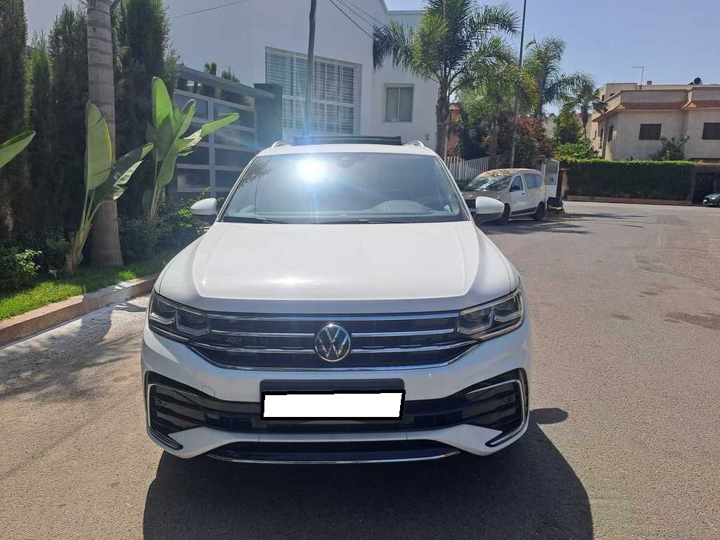 VOLKSWAGEN Tiguan 2024