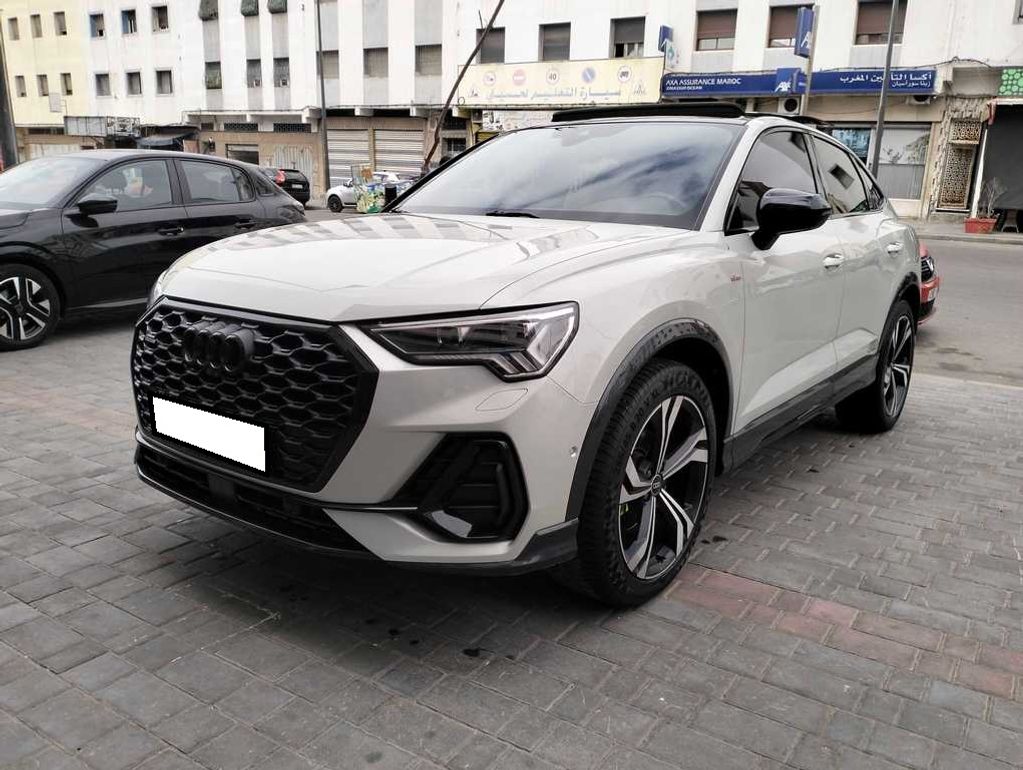 AUDI Q3 Sportback