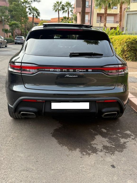 PORSCHE Macan 2022