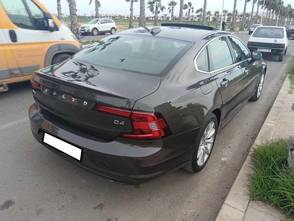 VOLVO S90 2021