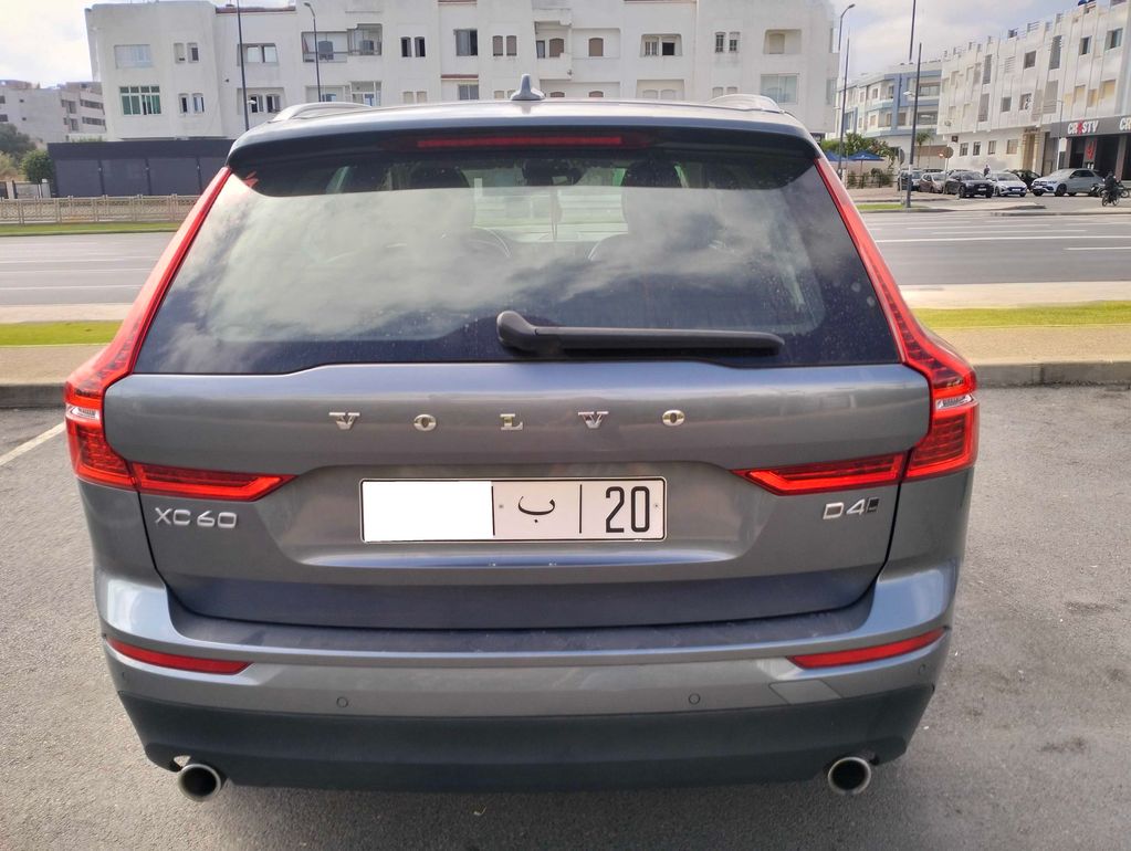 VOLVO XC60 2021