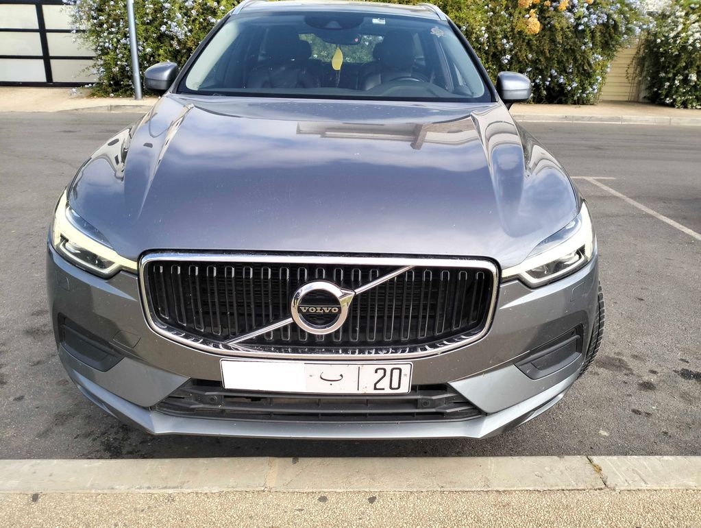 VOLVO XC60 2021