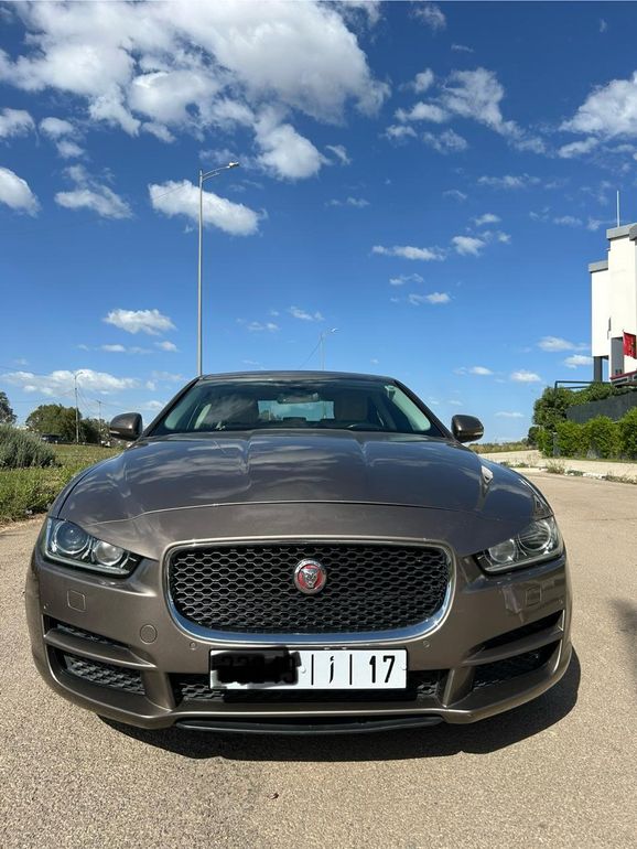 JAGUAR XE 2016
