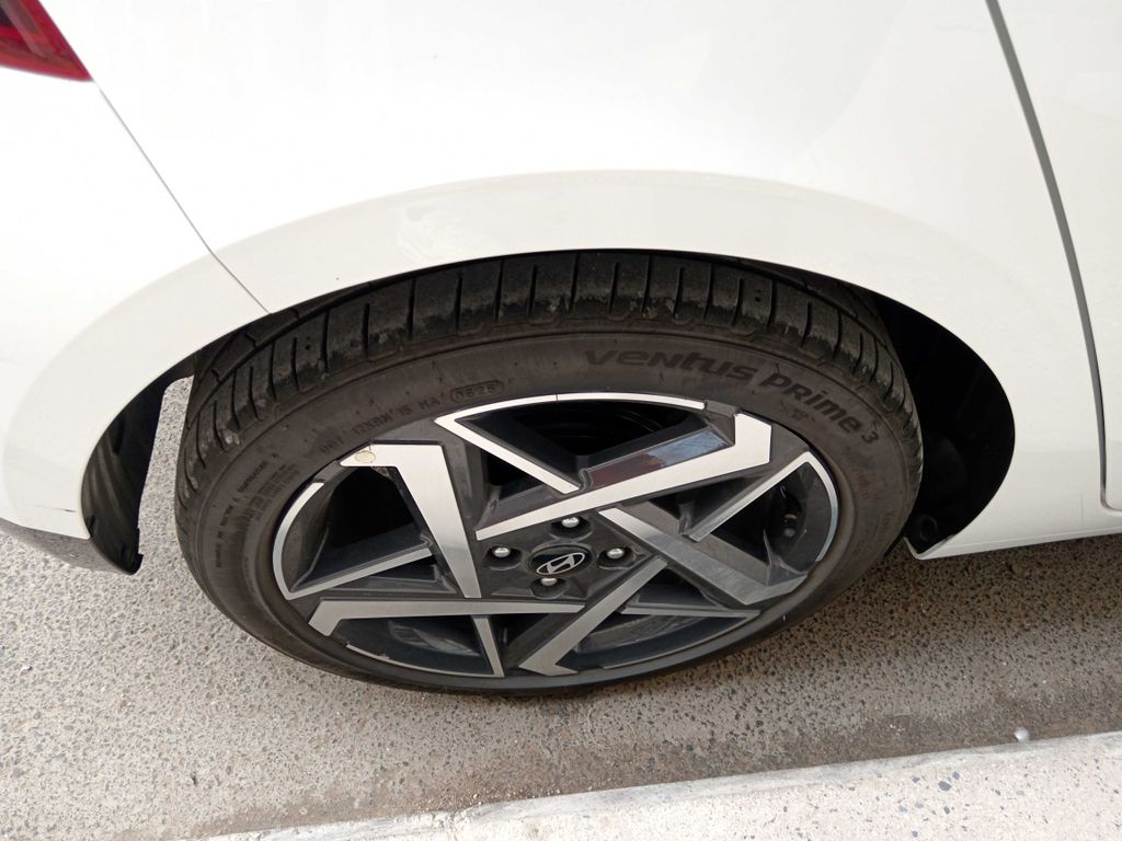HYUNDAI i20 2025