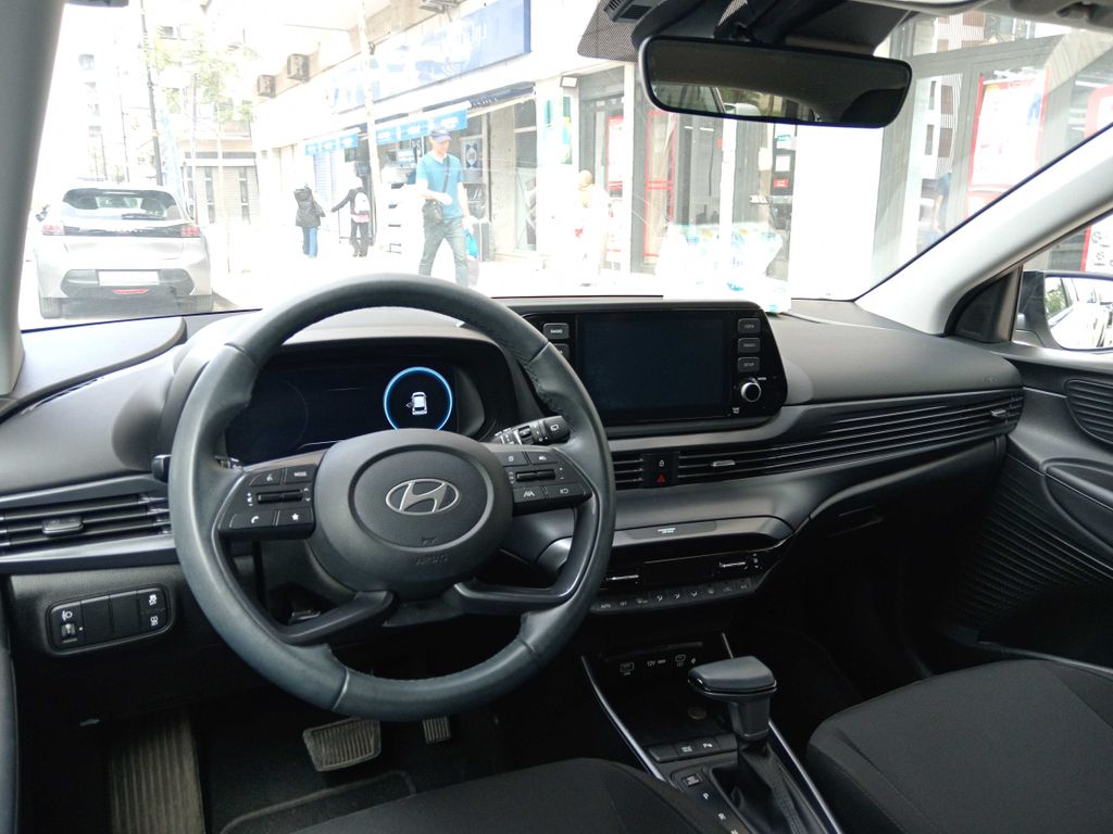 HYUNDAI i20 2025
