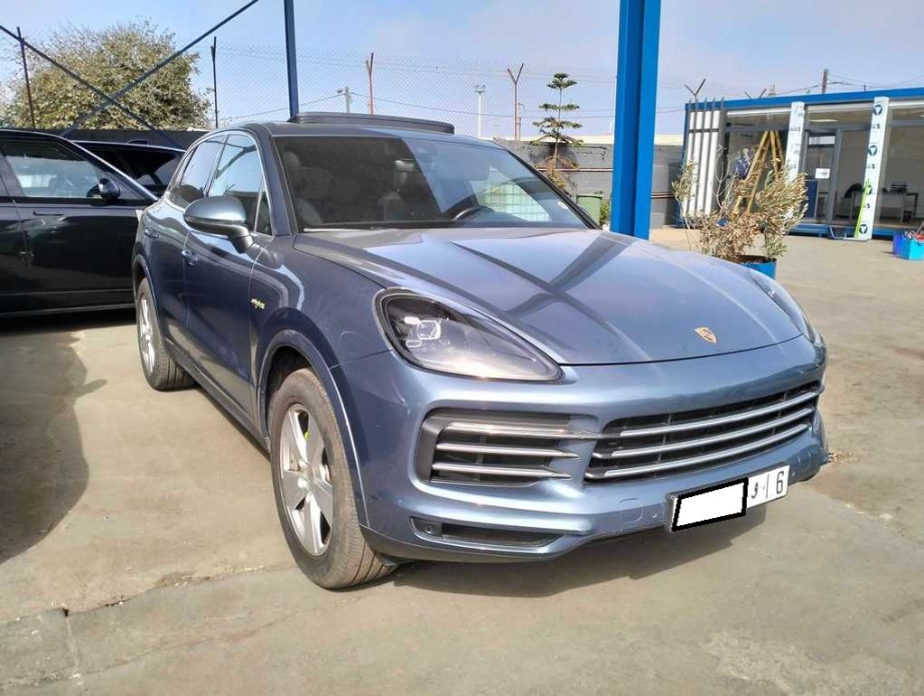 PORSCHE Cayenne 2021