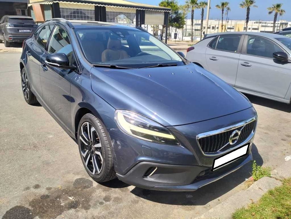 VOLVO V40 Cross Country 2020