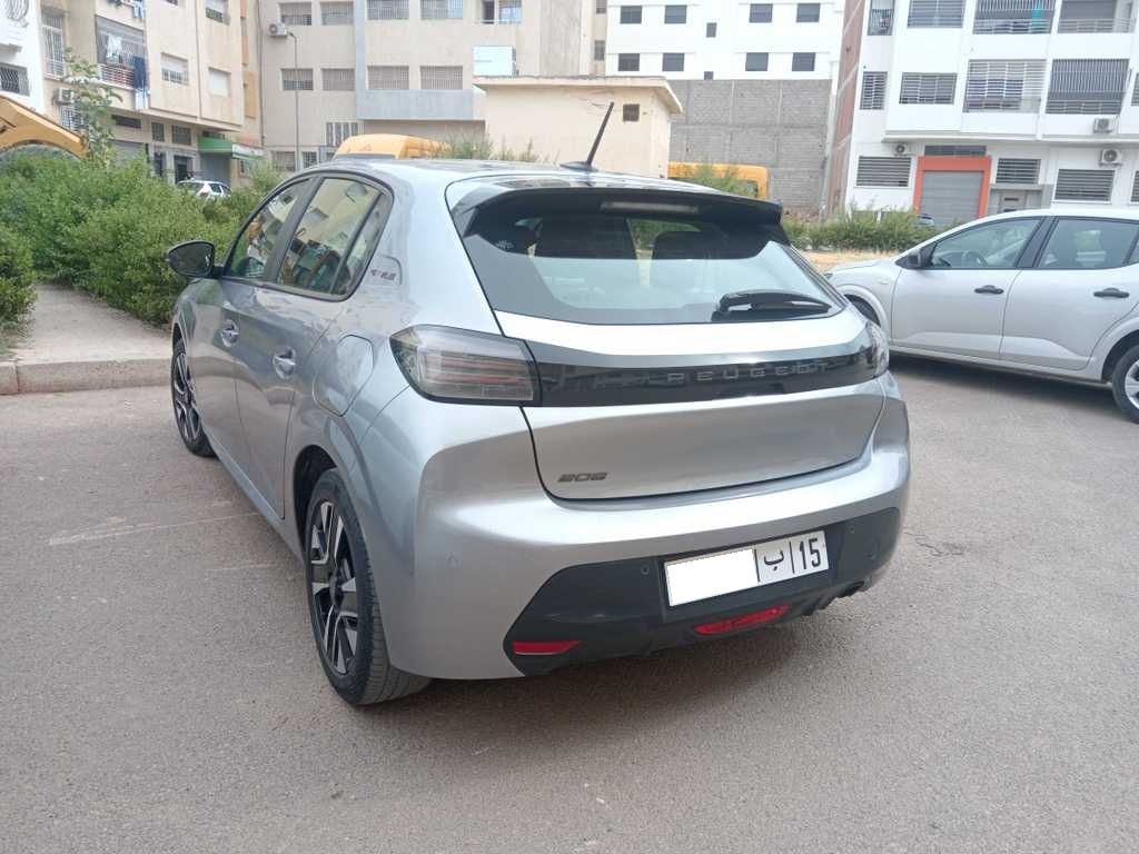 PEUGEOT 208 2025