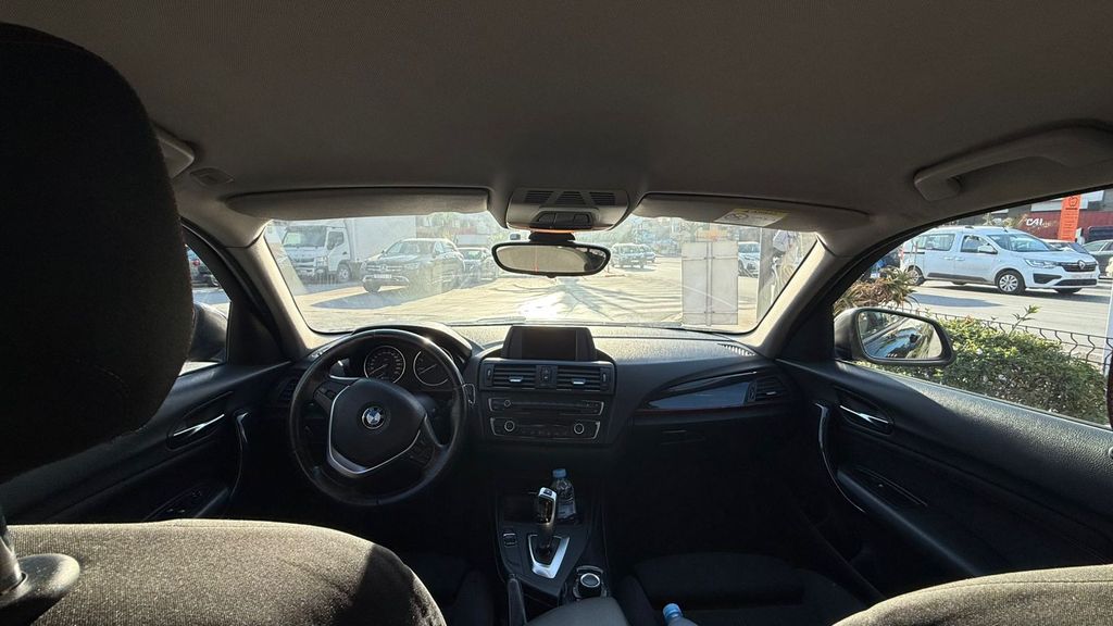 BMW SéRIE 1 2015