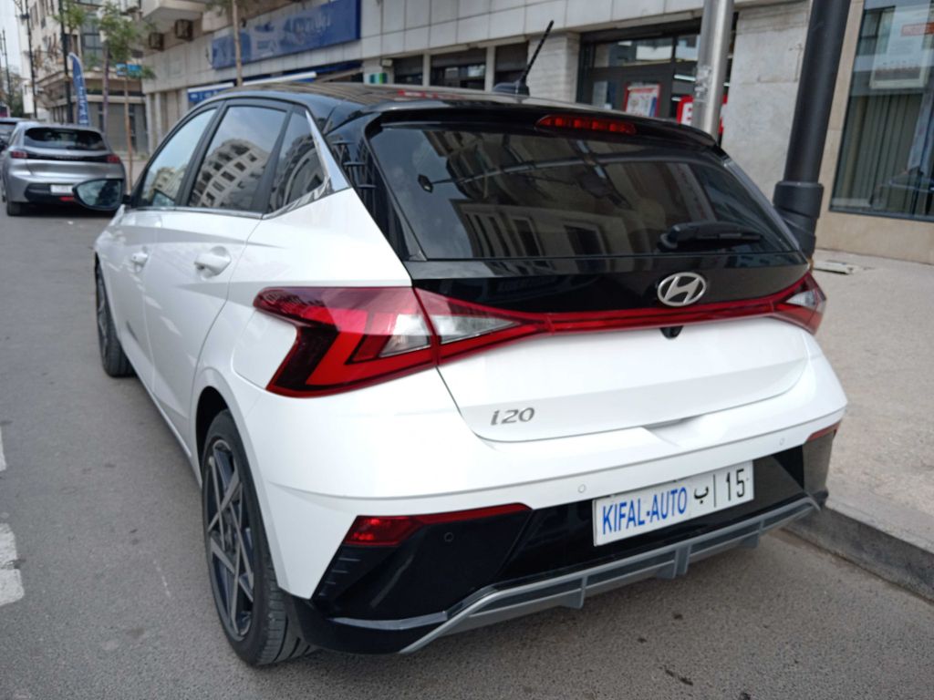 HYUNDAI i20 2025