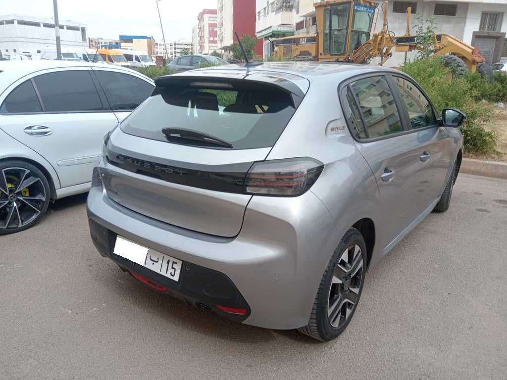 PEUGEOT 208 2025