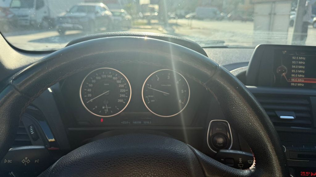 BMW SéRIE 1 2015