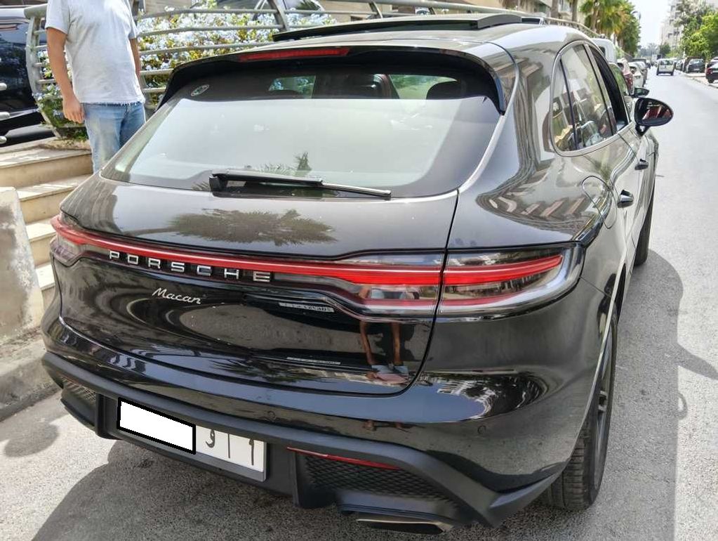 PORSCHE Macan 2023