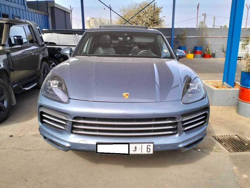 PORSCHE Cayenne 2021