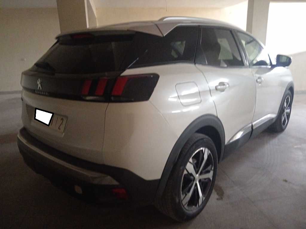 PEUGEOT 3008 2019