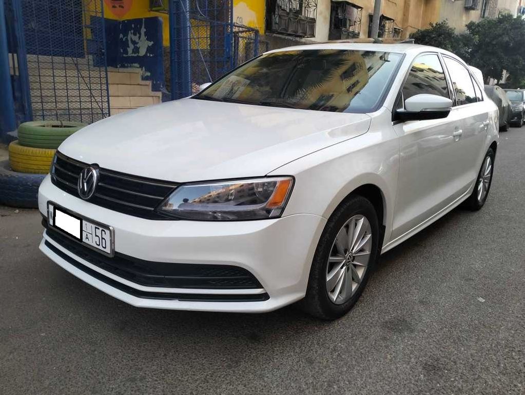 VOLKSWAGEN Jetta