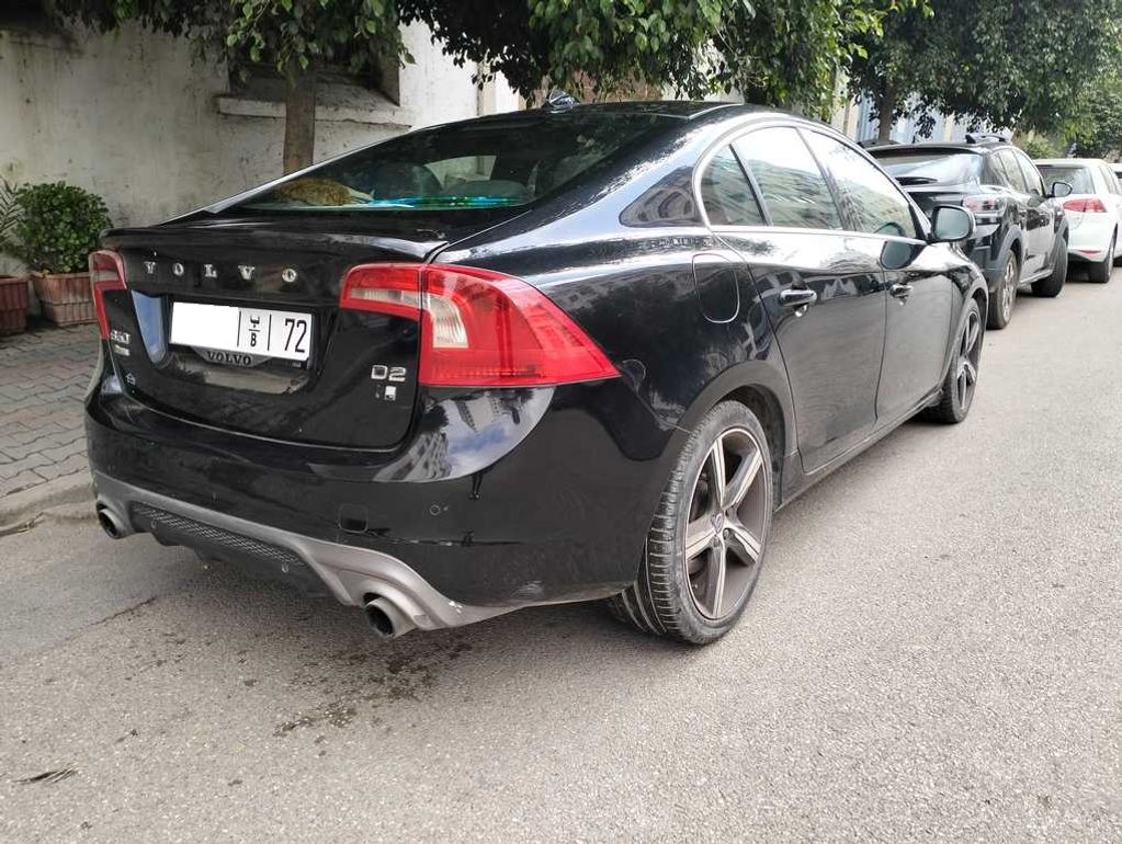 VOLVO S60 2017