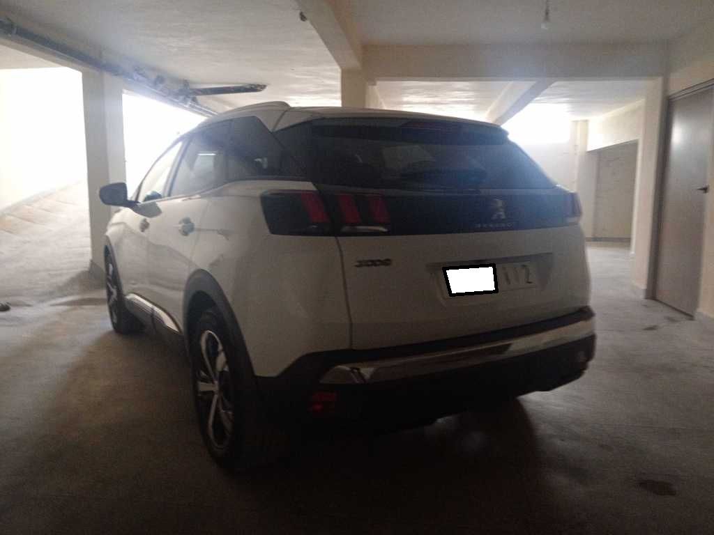 PEUGEOT 3008 2019
