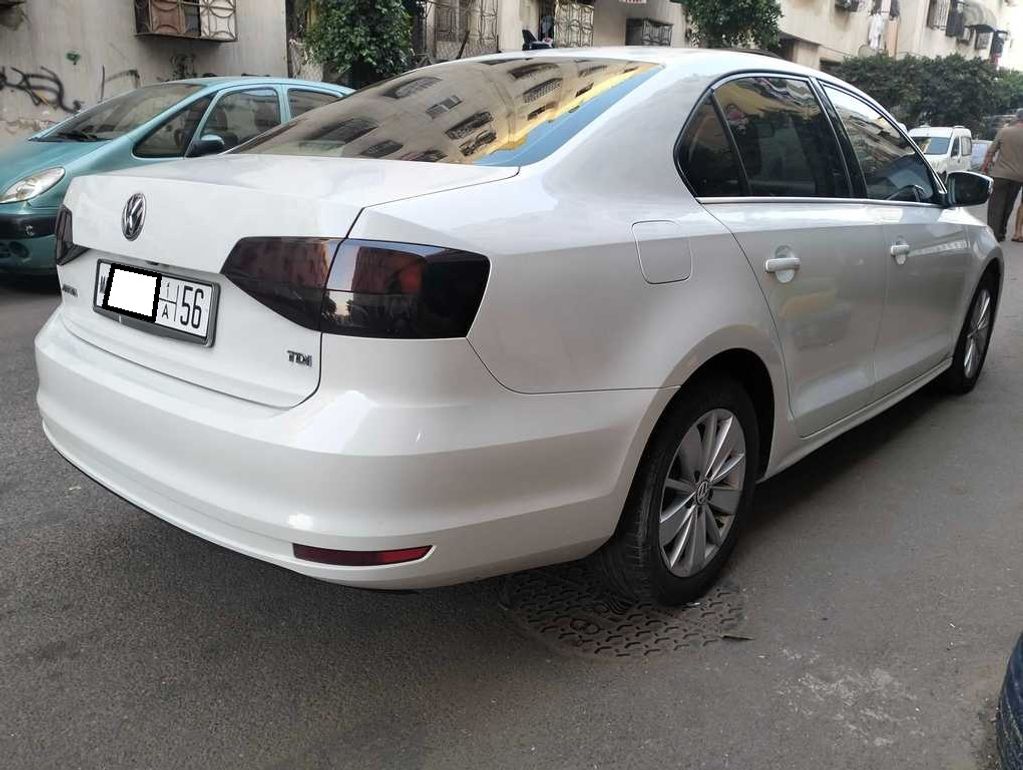 VOLKSWAGEN Jetta 2017