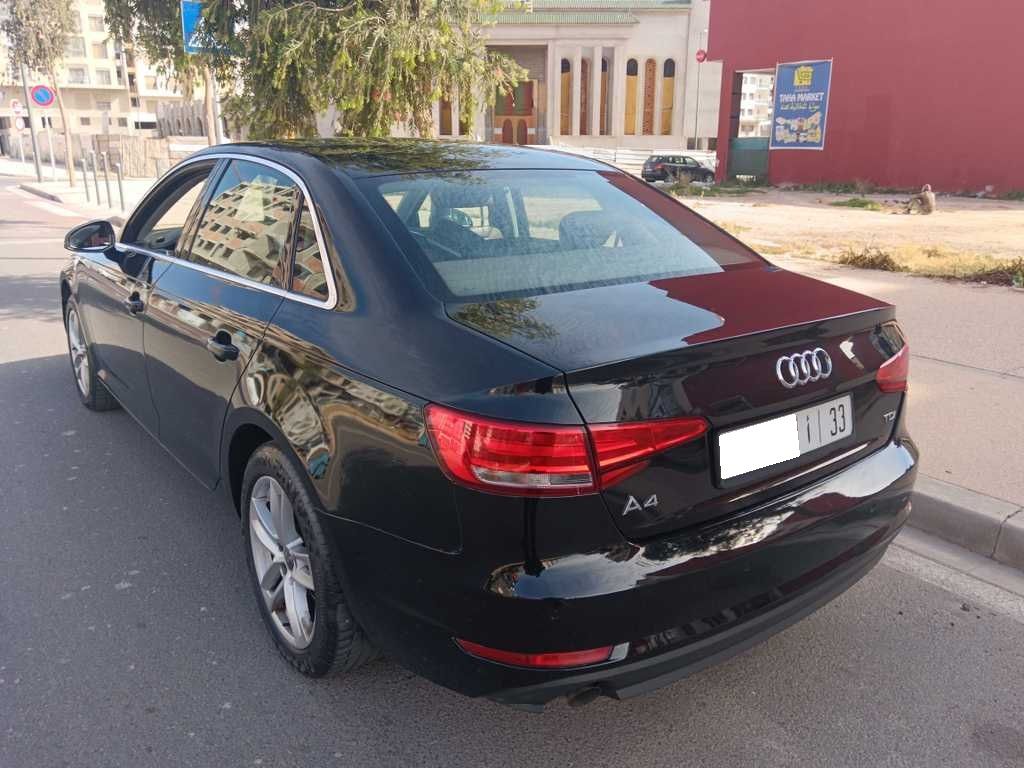 AUDI A4 2016