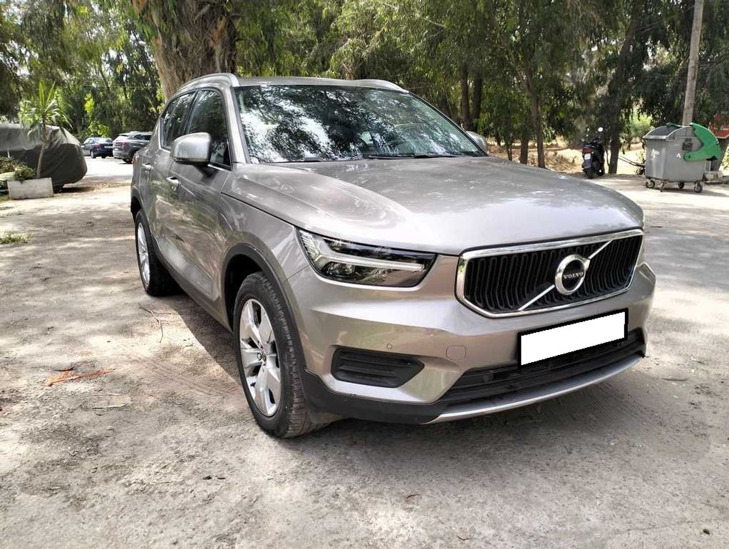 VOLVO XC40 2021