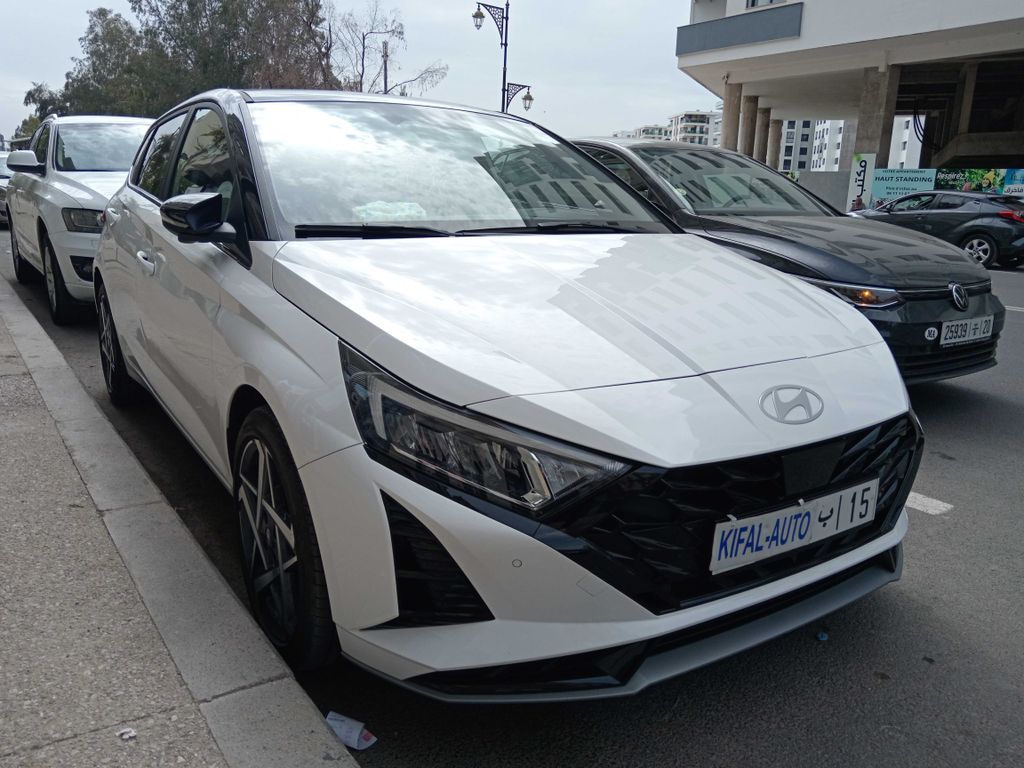 HYUNDAI i20 2025